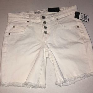 Mossimo White Denim Low-Rise Boyfriend Shorts 00